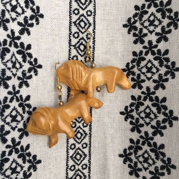 Jewelry - (2/$10) Hand carved lion earrings - vintage Jewelry - (2/$10) Hand carved lion earrings - vintage